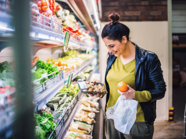 6 cold and flu season tips for grocery shopping